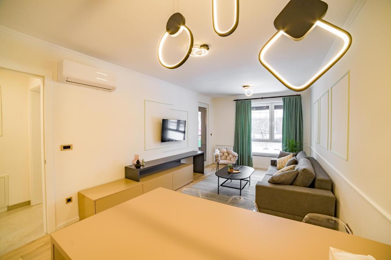 Apartman Epilux Tuzla Eksteriør bilde