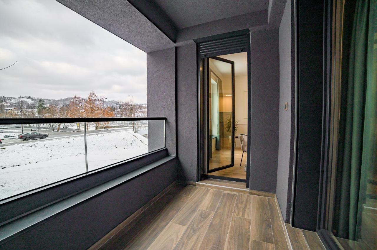 Apartman Epilux Tuzla Eksteriør bilde